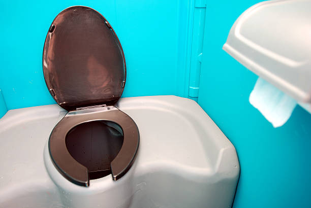 Best Portable restroom trailer rental  in Elsa, TX
